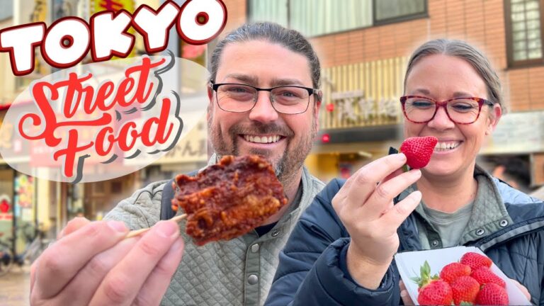 TOKYO! TEN Japanese STREET FOOD you MUST try! 🇯🇵